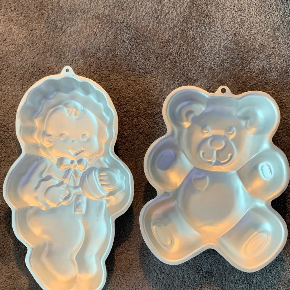 2 Wilton Cake Pans. BABY and TEDDY BEAR Vintage. Good condition. - Picture 2 of 2